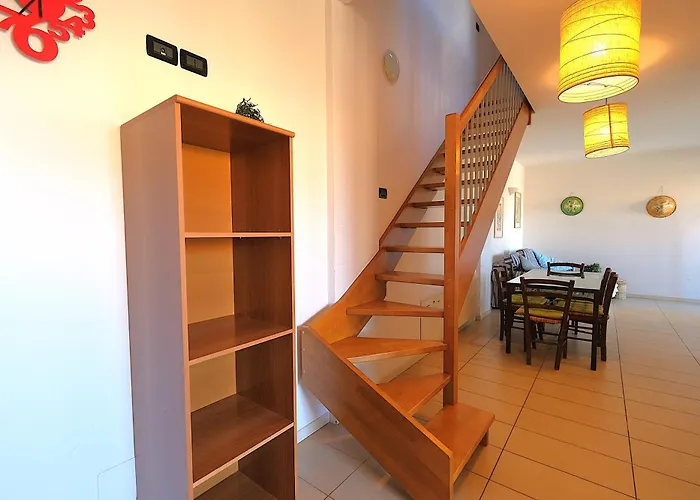 Duplex Con Doppi Servizi Piazza Aurora Apartamento