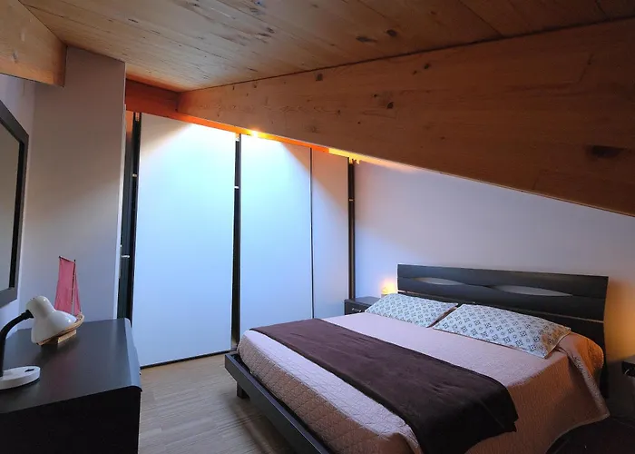 公寓 Duplex Con Doppi Servizi Piazza Aurora 利多迪迪耶索洛