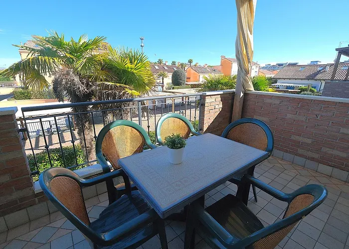 Duplex Con Doppi Servizi Piazza Aurora * 利多迪迪耶索洛