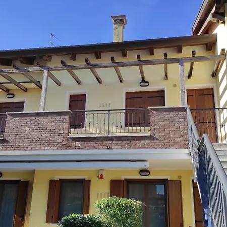 Duplex Con Doppi Servizi Piazza Aurora *