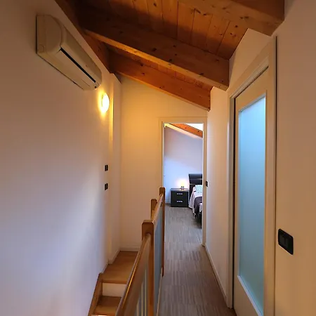 Duplex Con Doppi Servizi Piazza Aurora